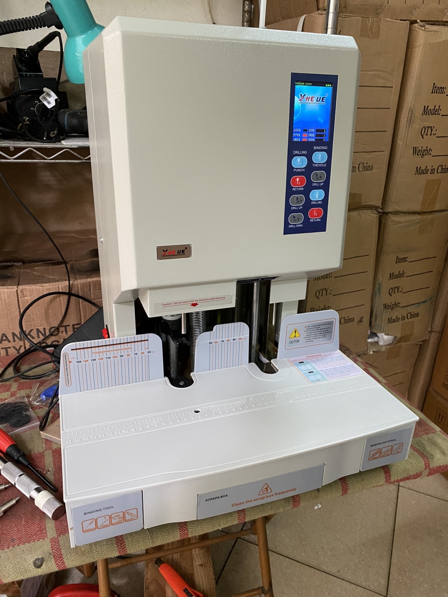 Máy khoan chứng từ HT-70 thiết kế sang trọng, công xuất cao, tự động,dễ sử dụng Máy khoan chứng từ HT-70 thiết kế sang trọng, công xuất cao, tự động,dễ sử dụng